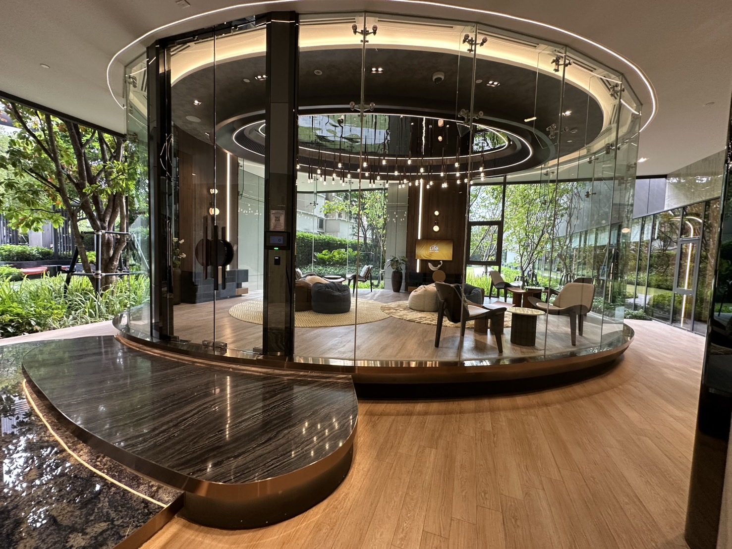 Duplex One Bedroom Apartment For Rent 