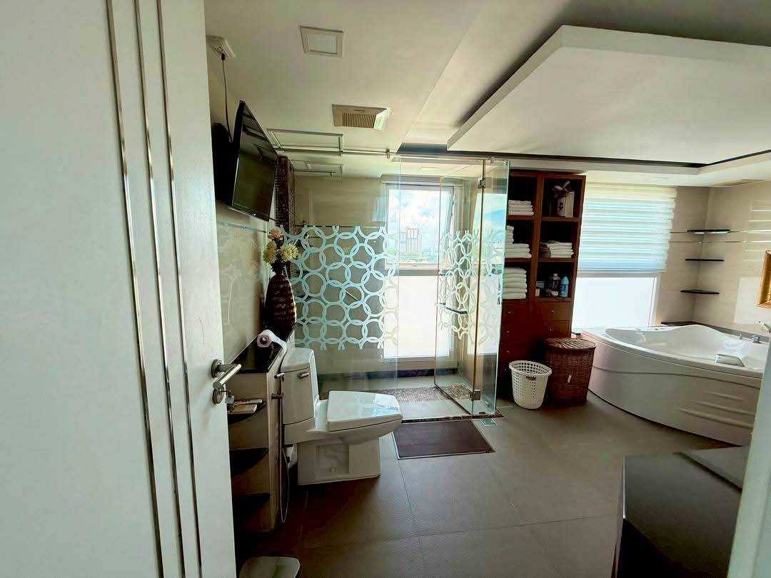 Pent House For Sale