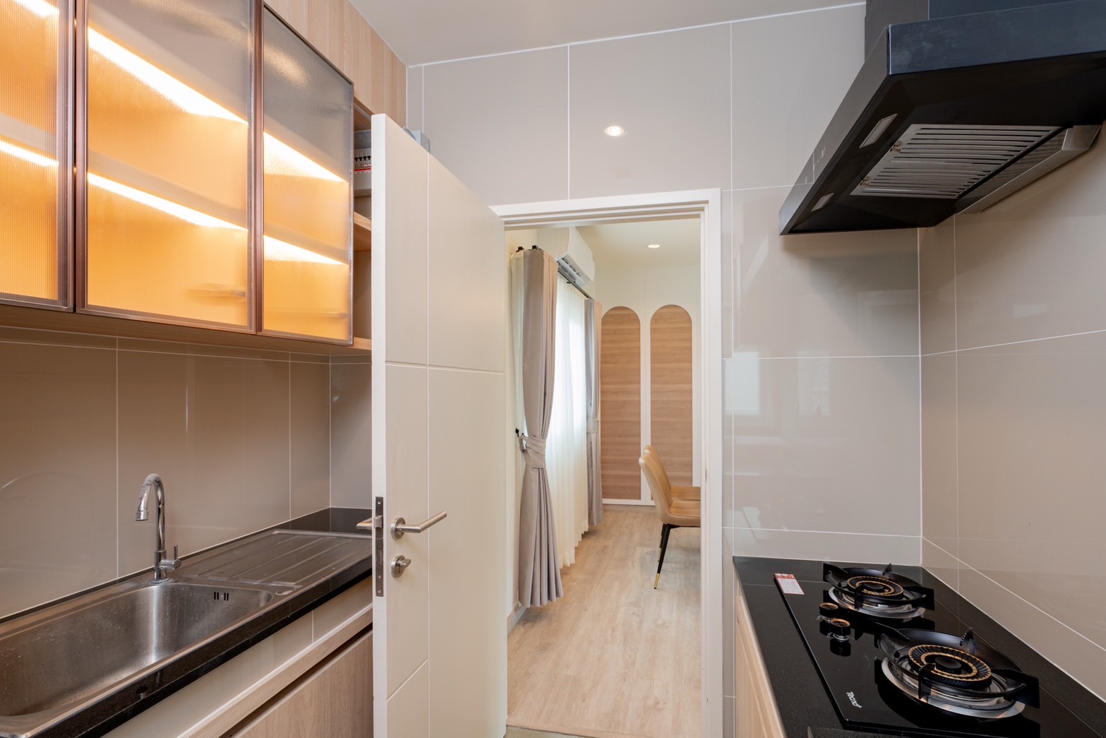Detached House For Rent