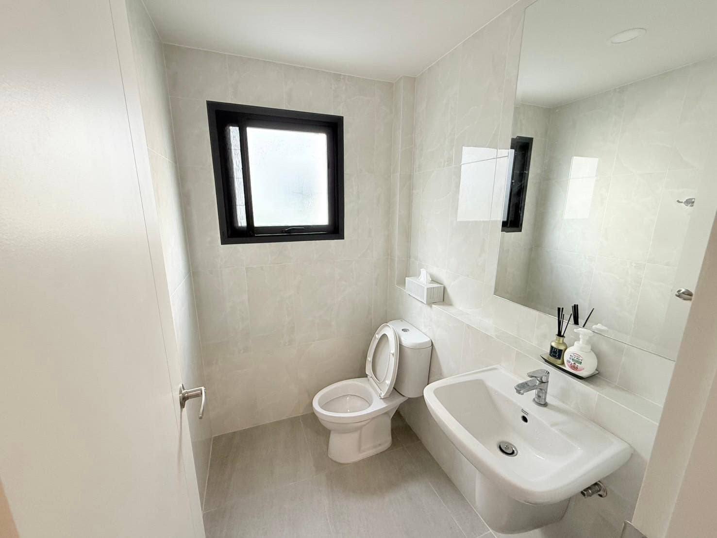Detached House for Sale