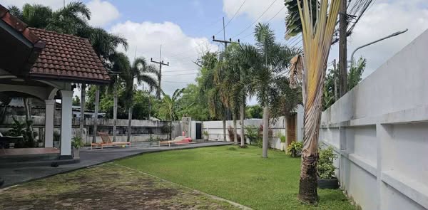 Pool Villa For Sale