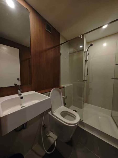 One Bedroom Condo For Rent