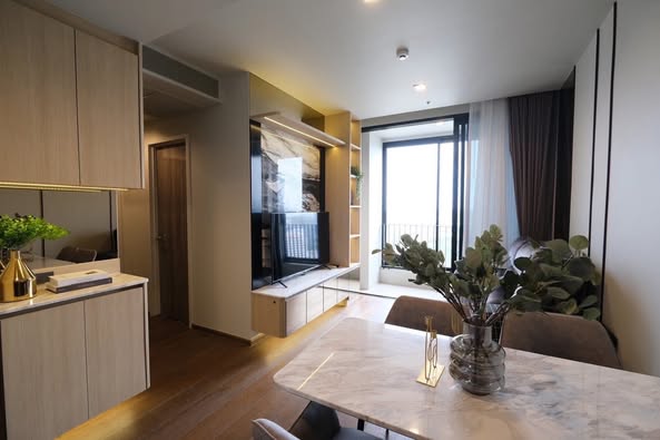 One Bedroom Condo For Rent