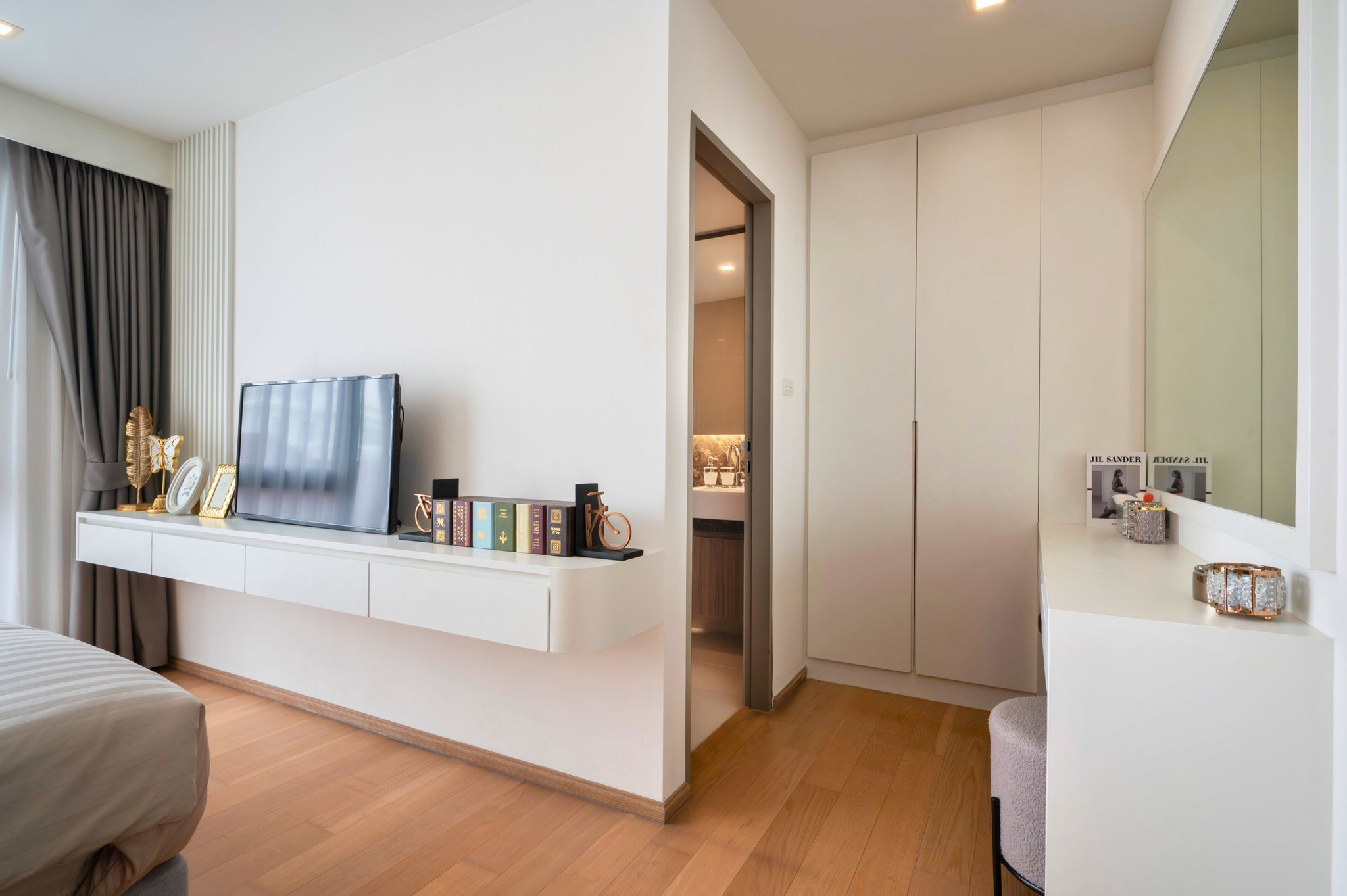 Two Bed Room Condo For Sale