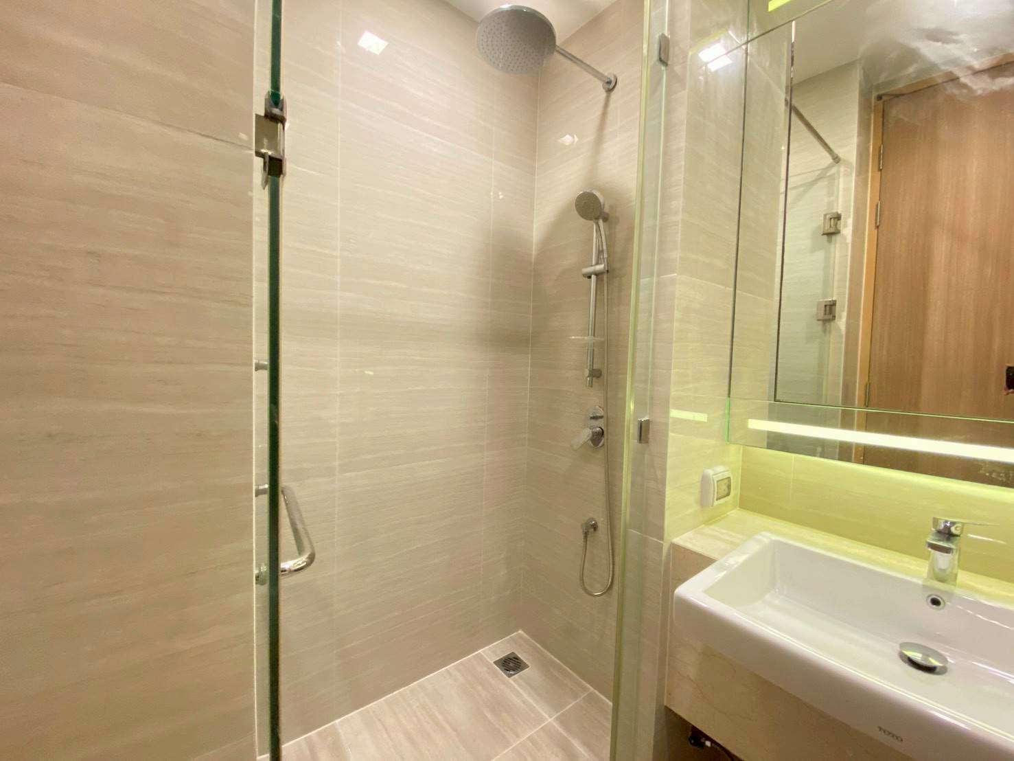 Two Bed Room Condo For Rent