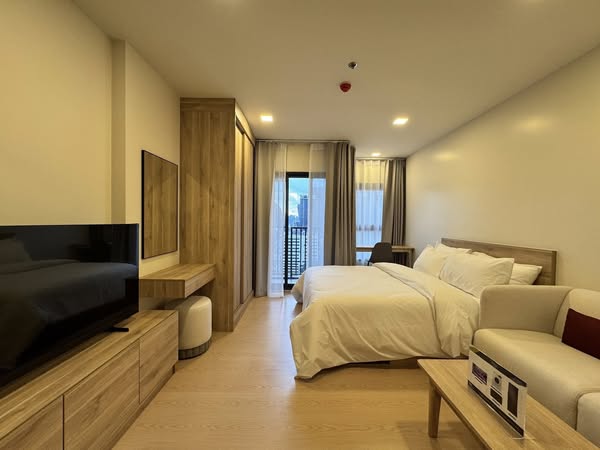 One Bedroom Condo For Rent