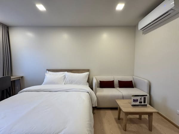 One Bedroom Condo For Rent