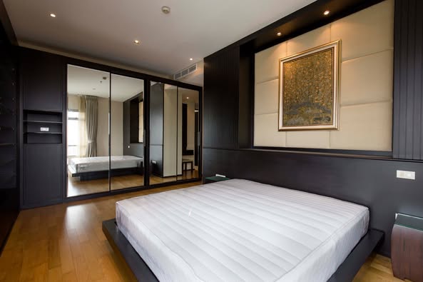 Large Three Bed Room Apartment For Rent