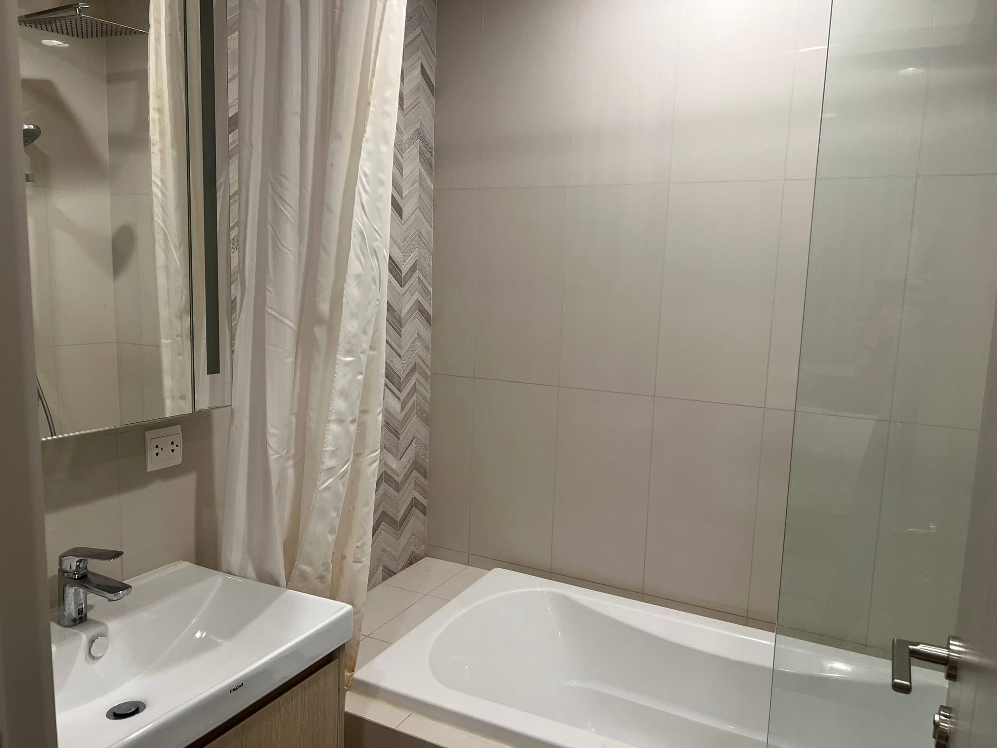 One Bedroom Condo For Rent