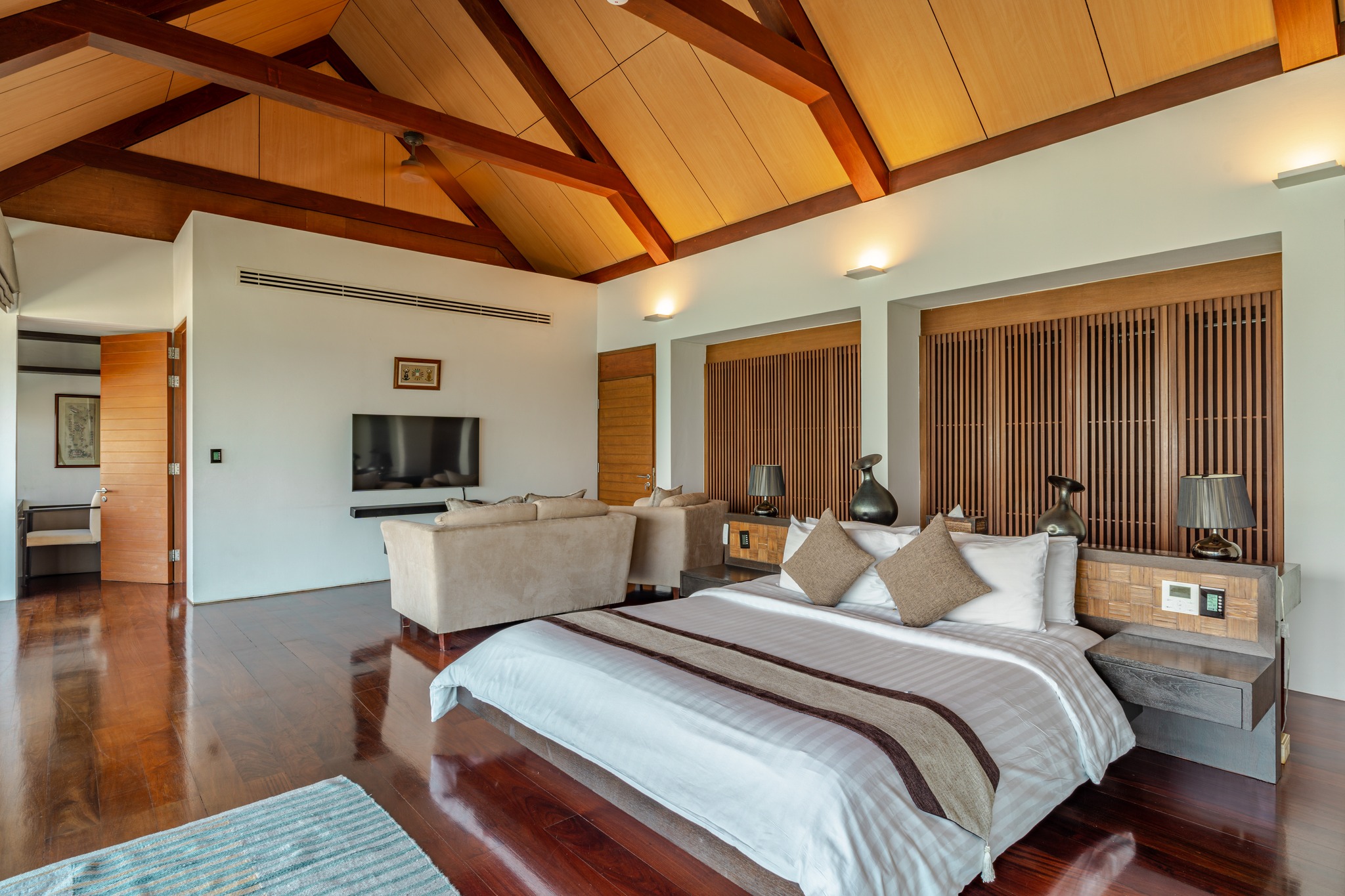 Beautiful Pool Villa For Sale