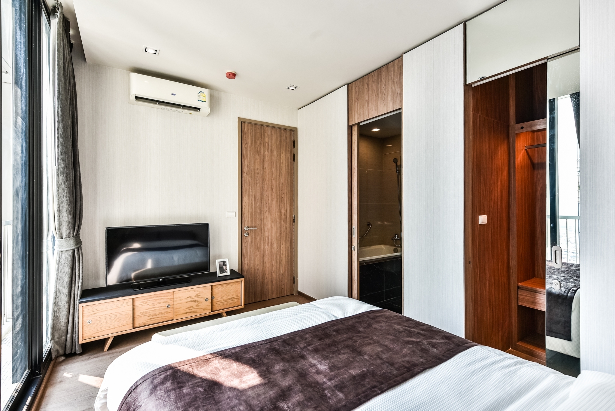 Two Bed Room Condo For Rent