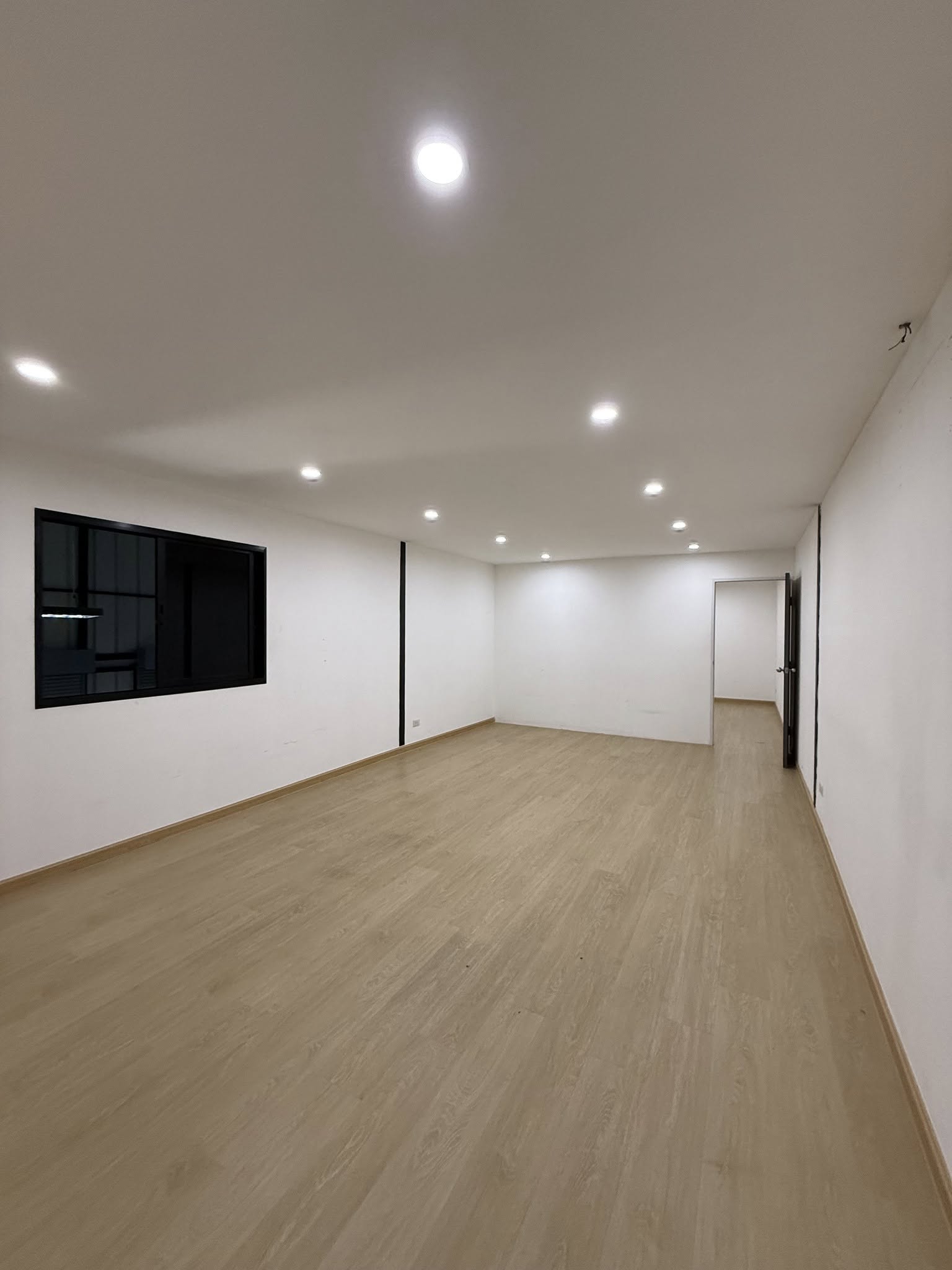 Warehouse with Office For Rent