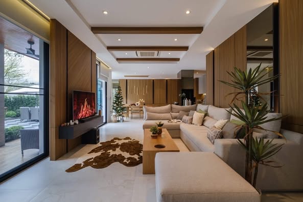 Detached House For Rent