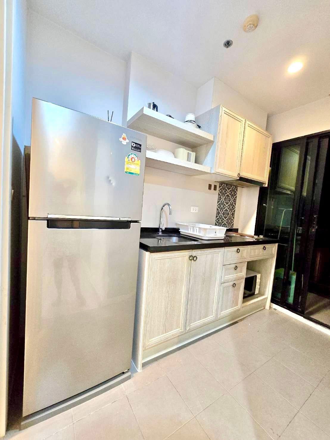 One Bedroom Condo For Rent