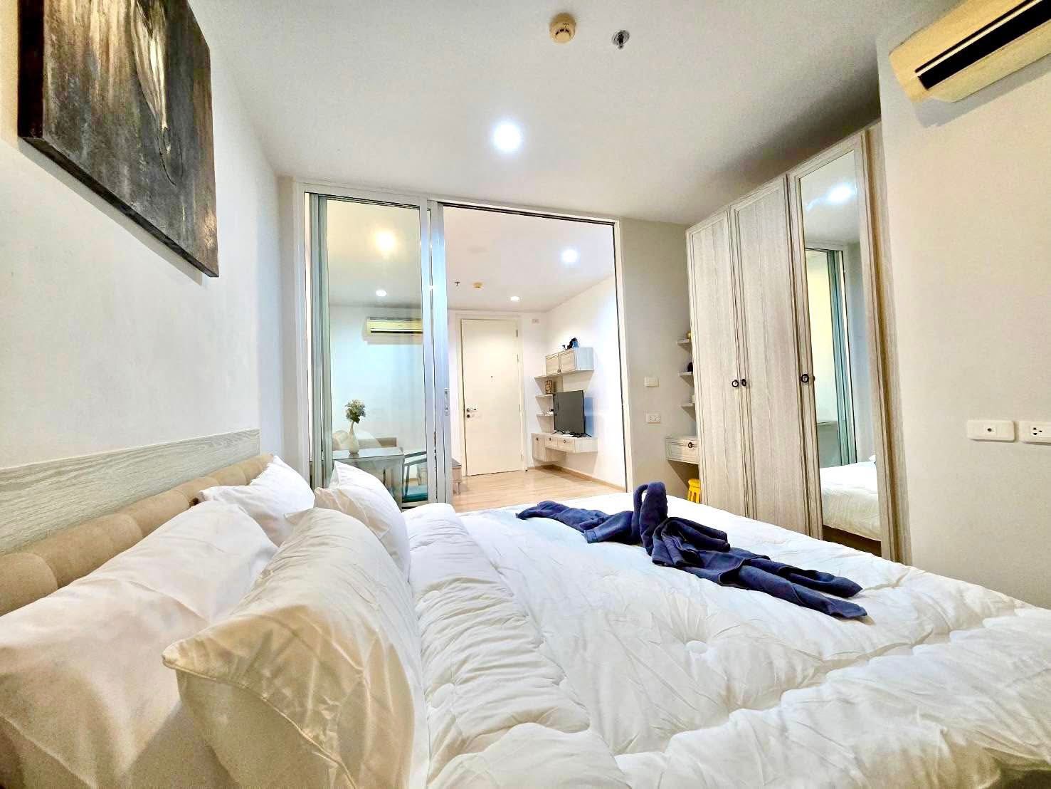 One Bedroom Condo For Rent