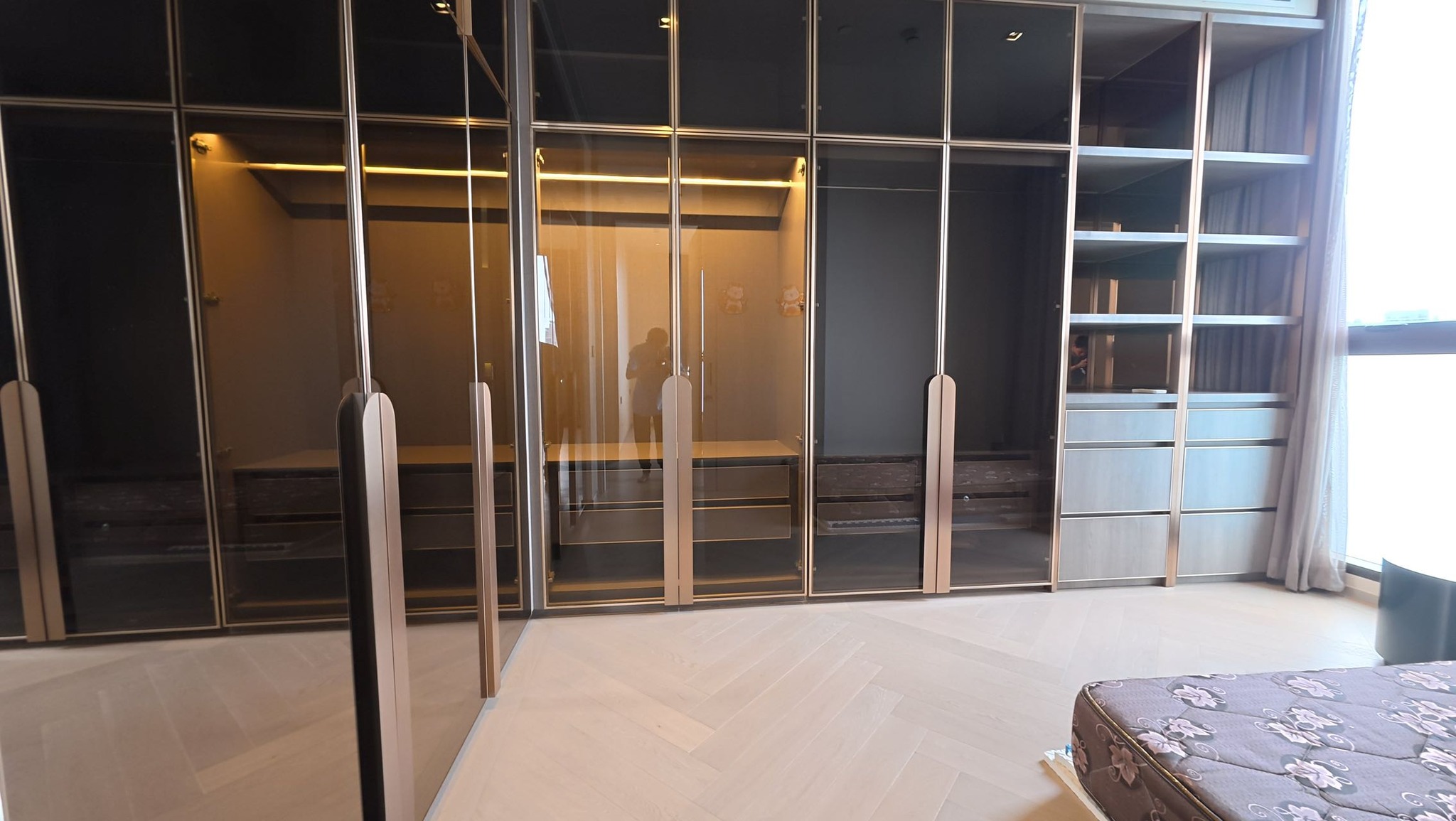 Luxury Four Bedroom Apartment For Rent