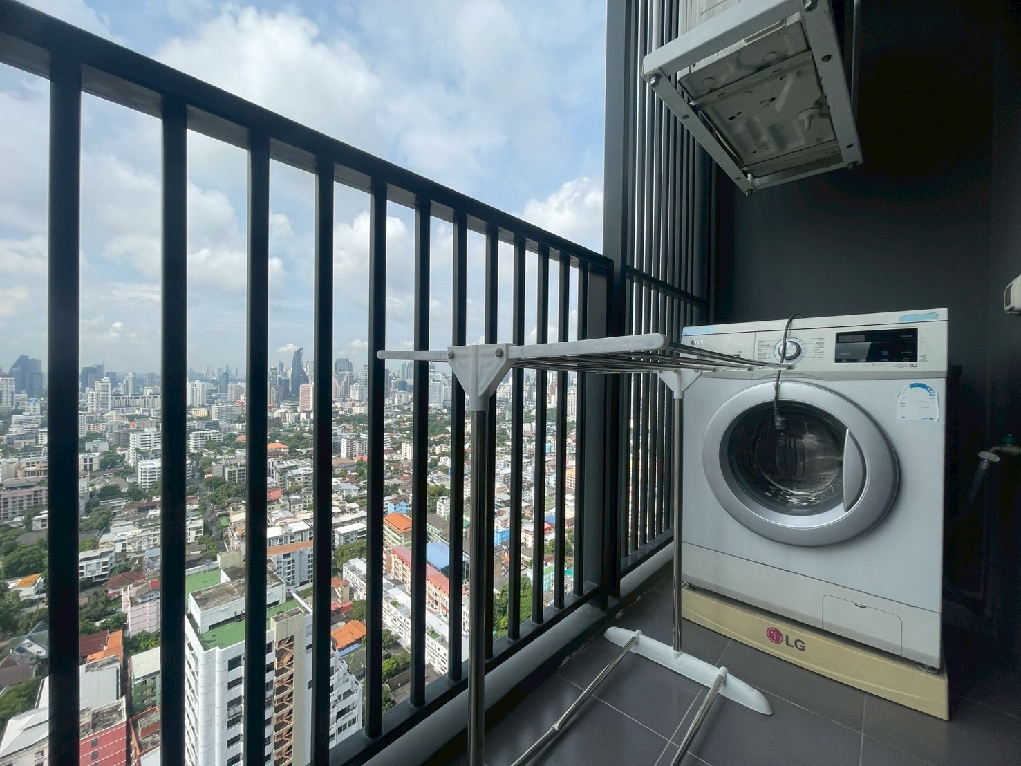 One Bedroom Condo For Rent