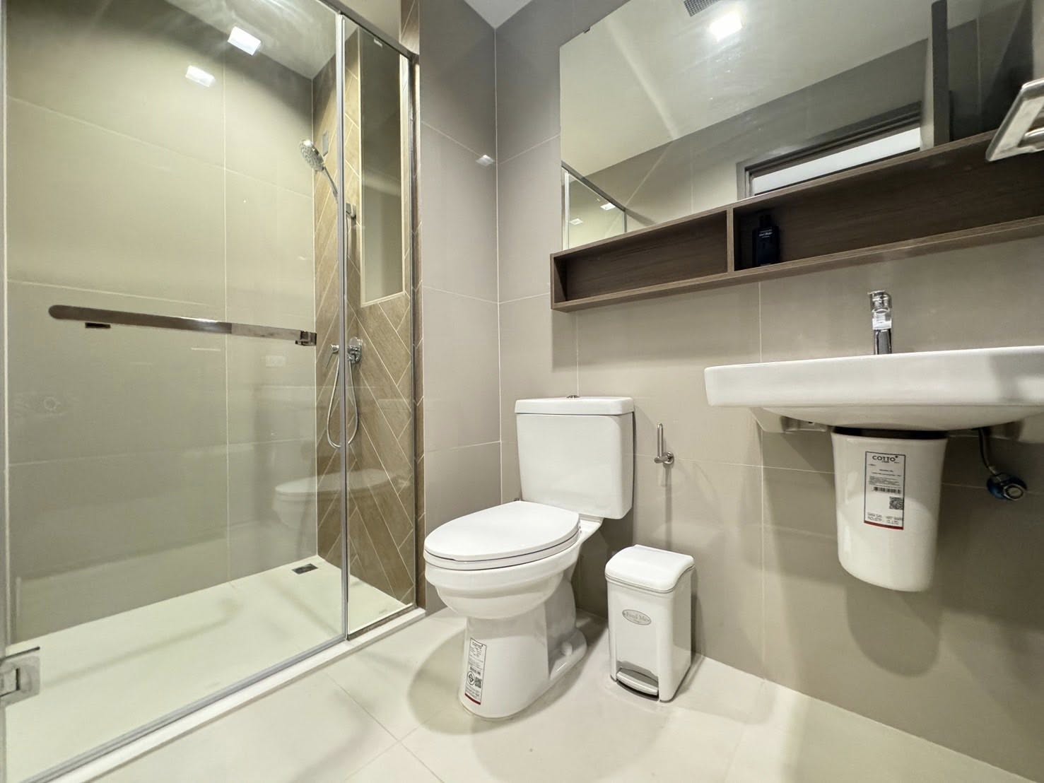 Duplex Two Bedroom Apartment For Rent 