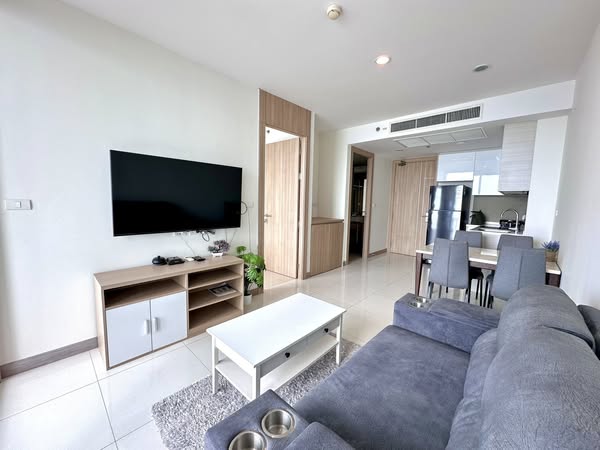 One Bedroom Condo For Rent