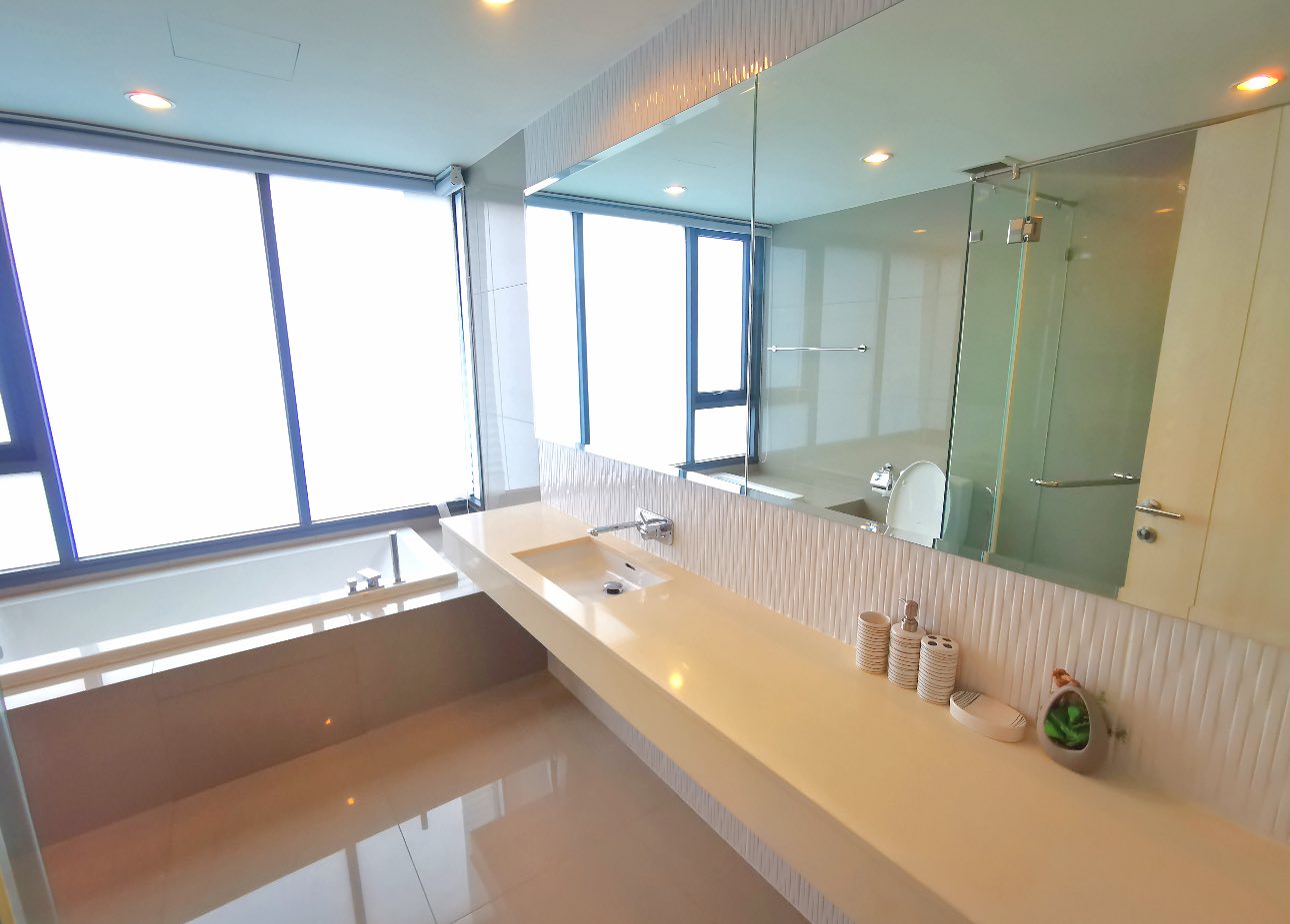 Two Bedroom Condo For Rent