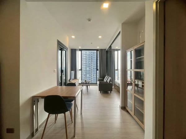 One Bedroom Condo For Rent