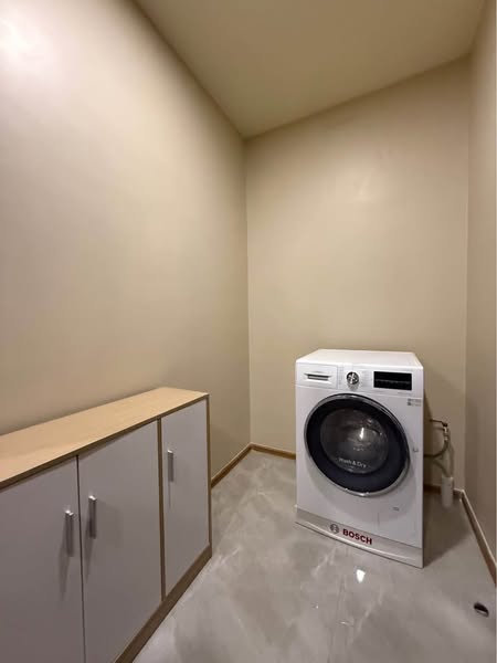 One Bedroom Condo For Rent