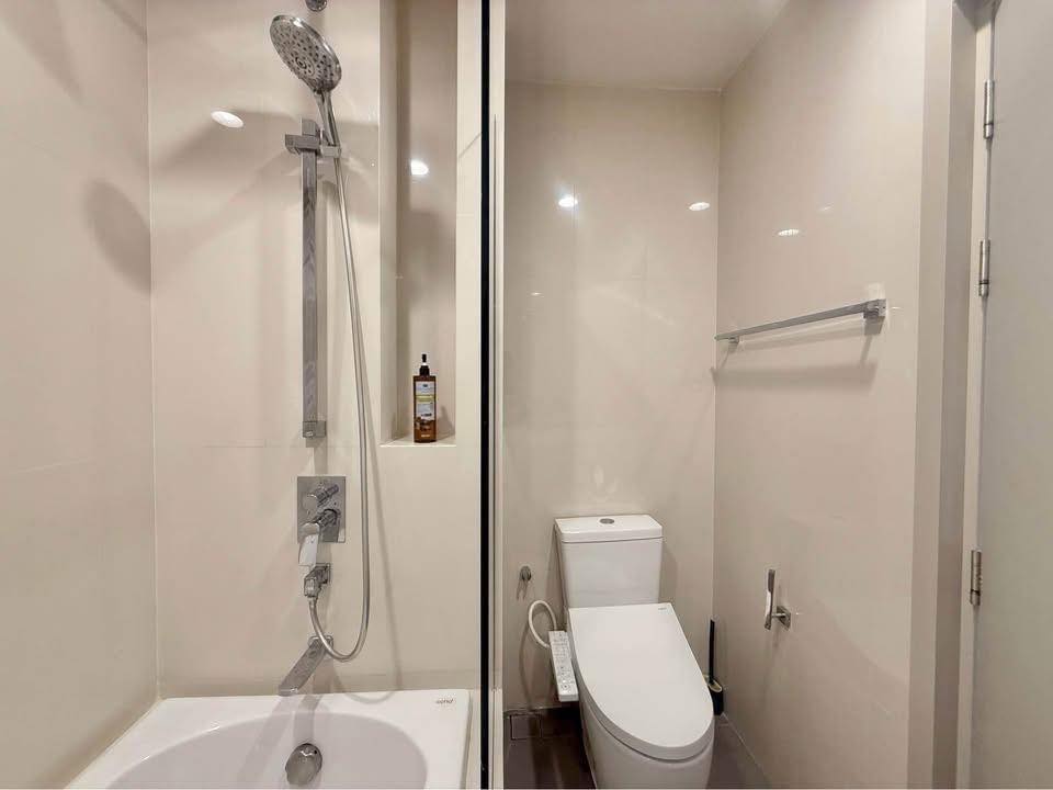 One Bedroom Condo For Rent