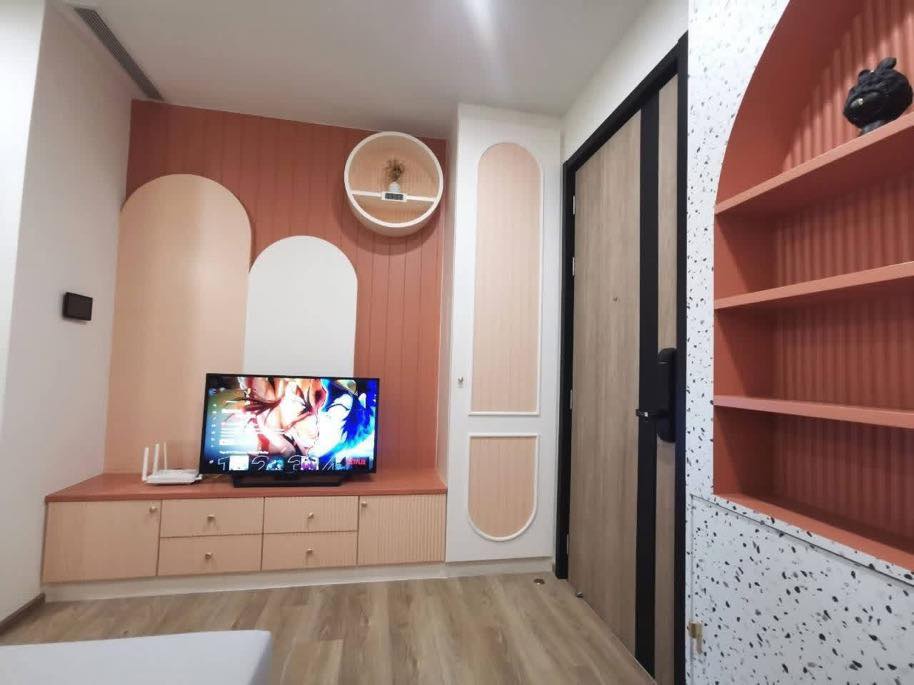 One Bedroom Condo For Rent