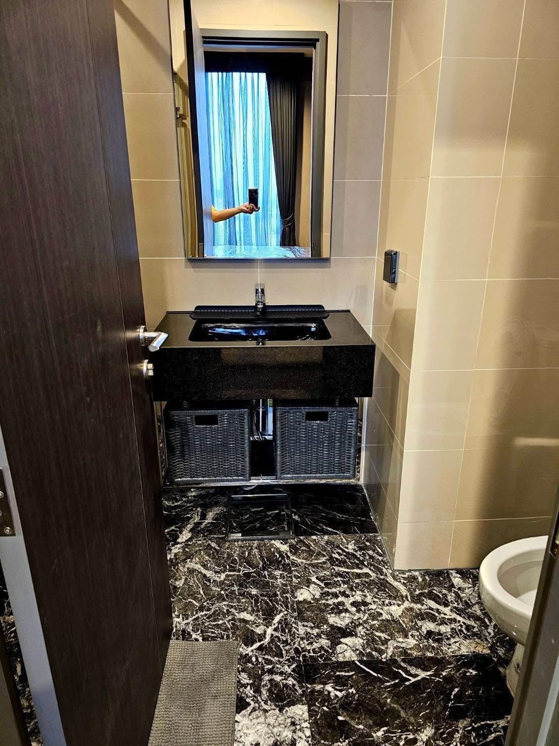 One Bedroom Condo For Rent