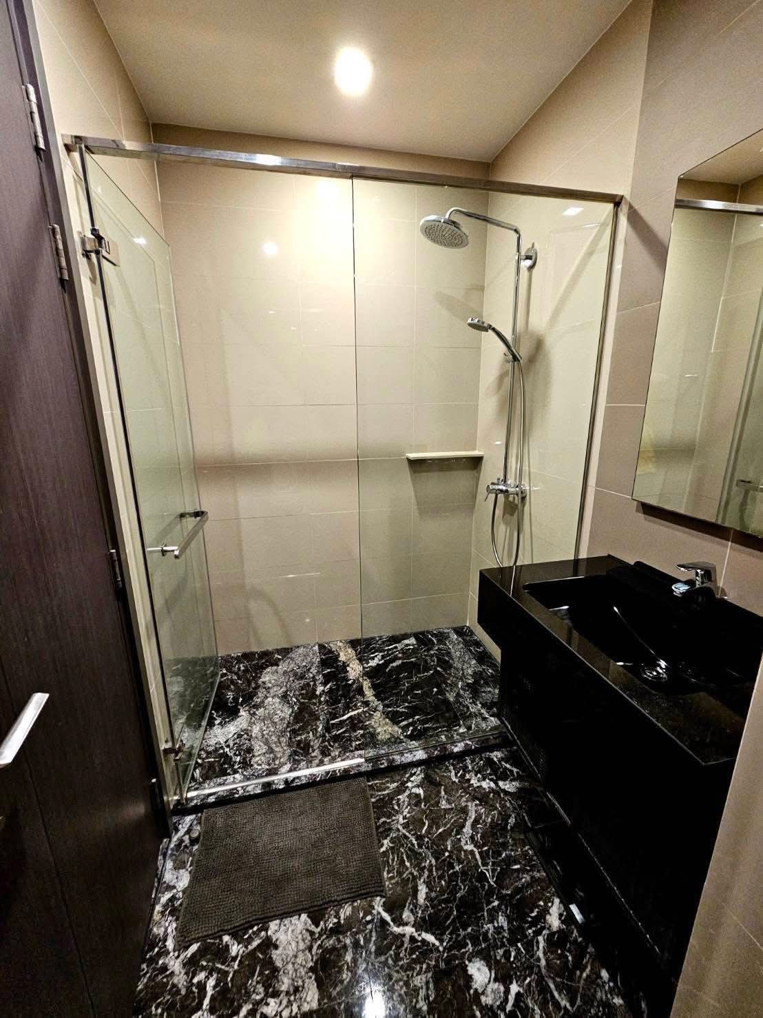 One Bedroom Condo For Rent