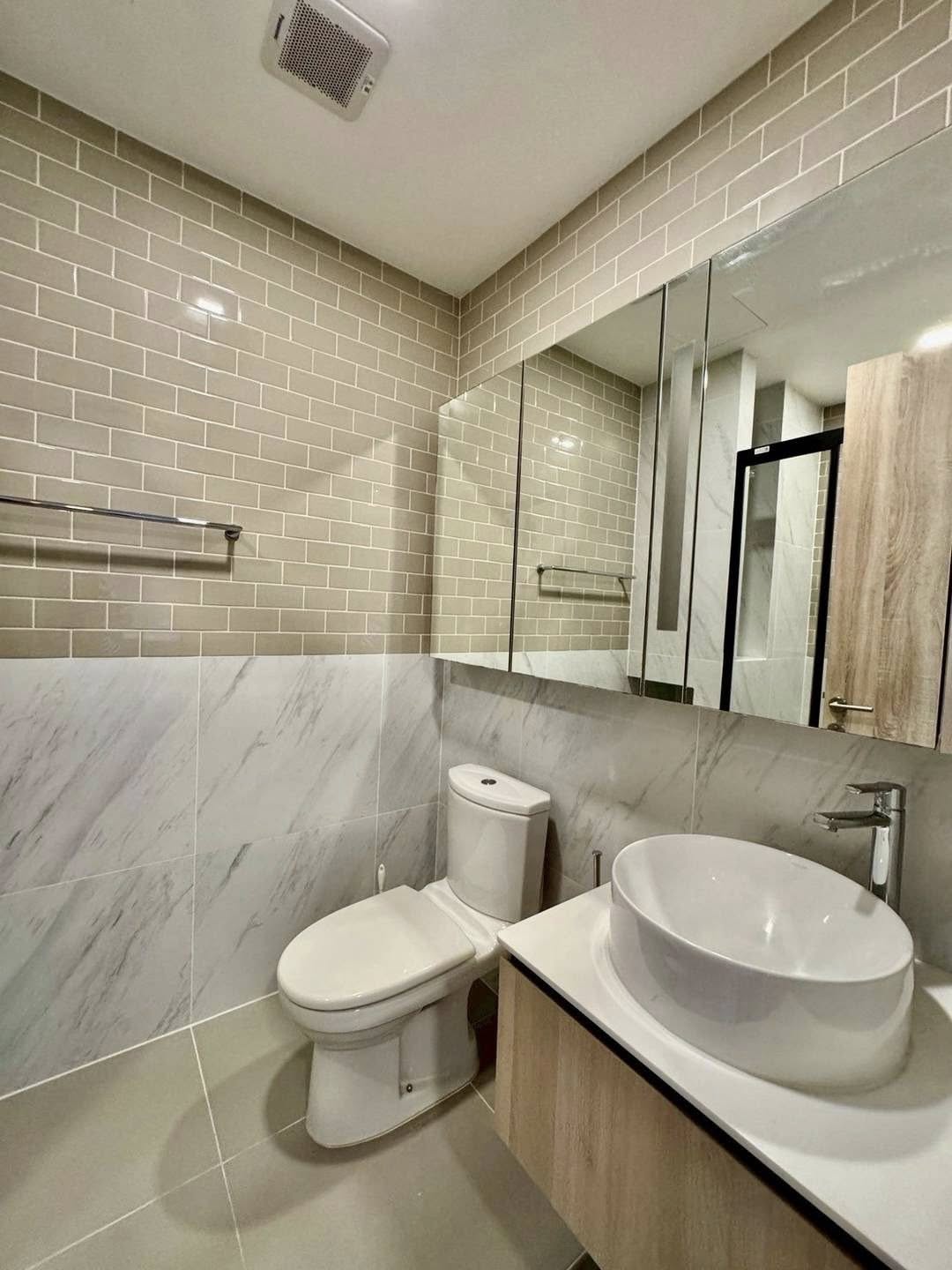 One Bedroom Condo For Rent