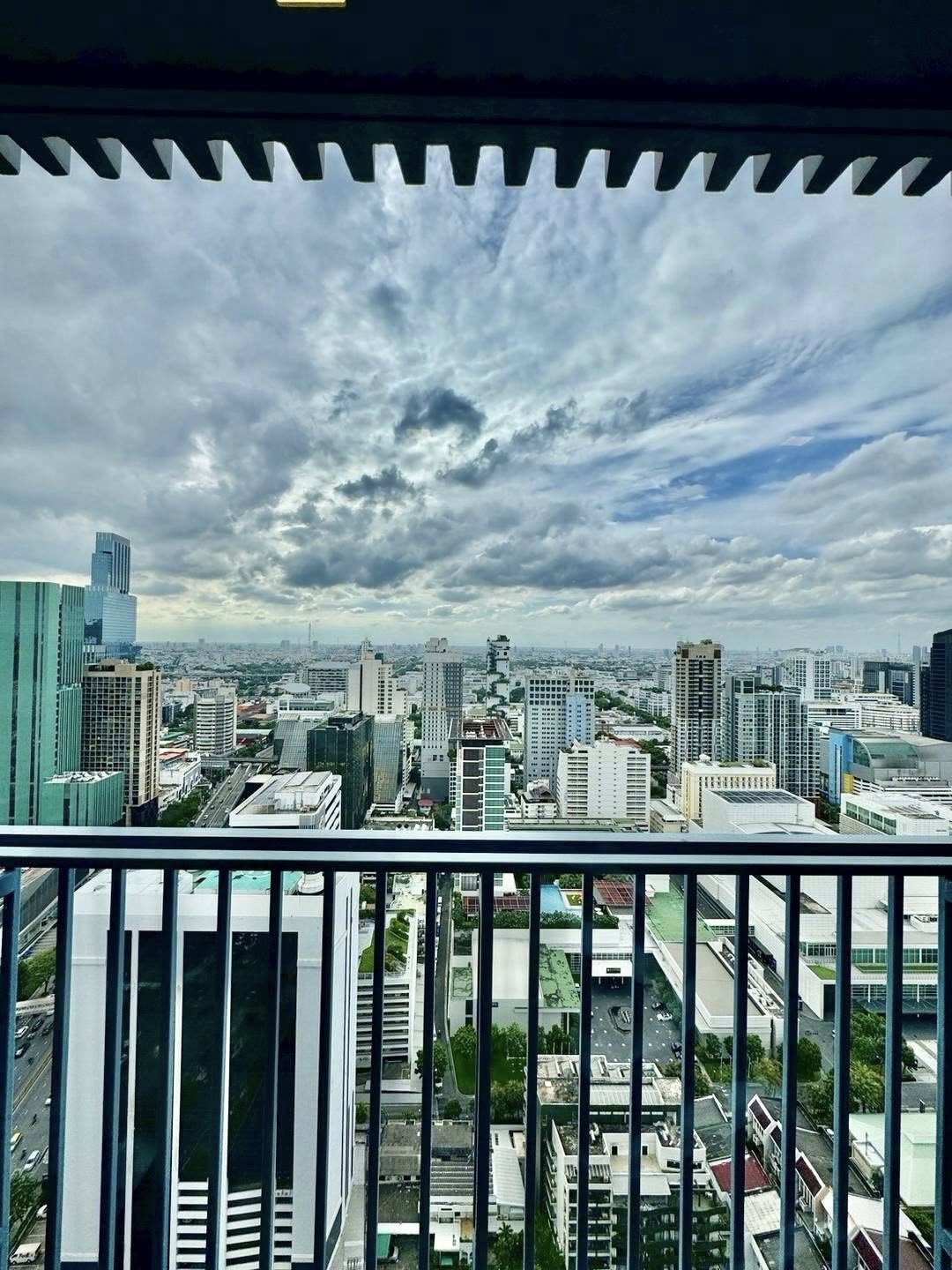 One Bedroom Condo For Rent