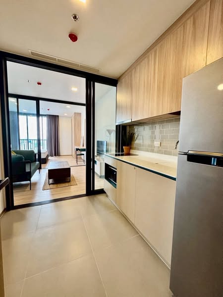 One Bedroom Condo For Rent