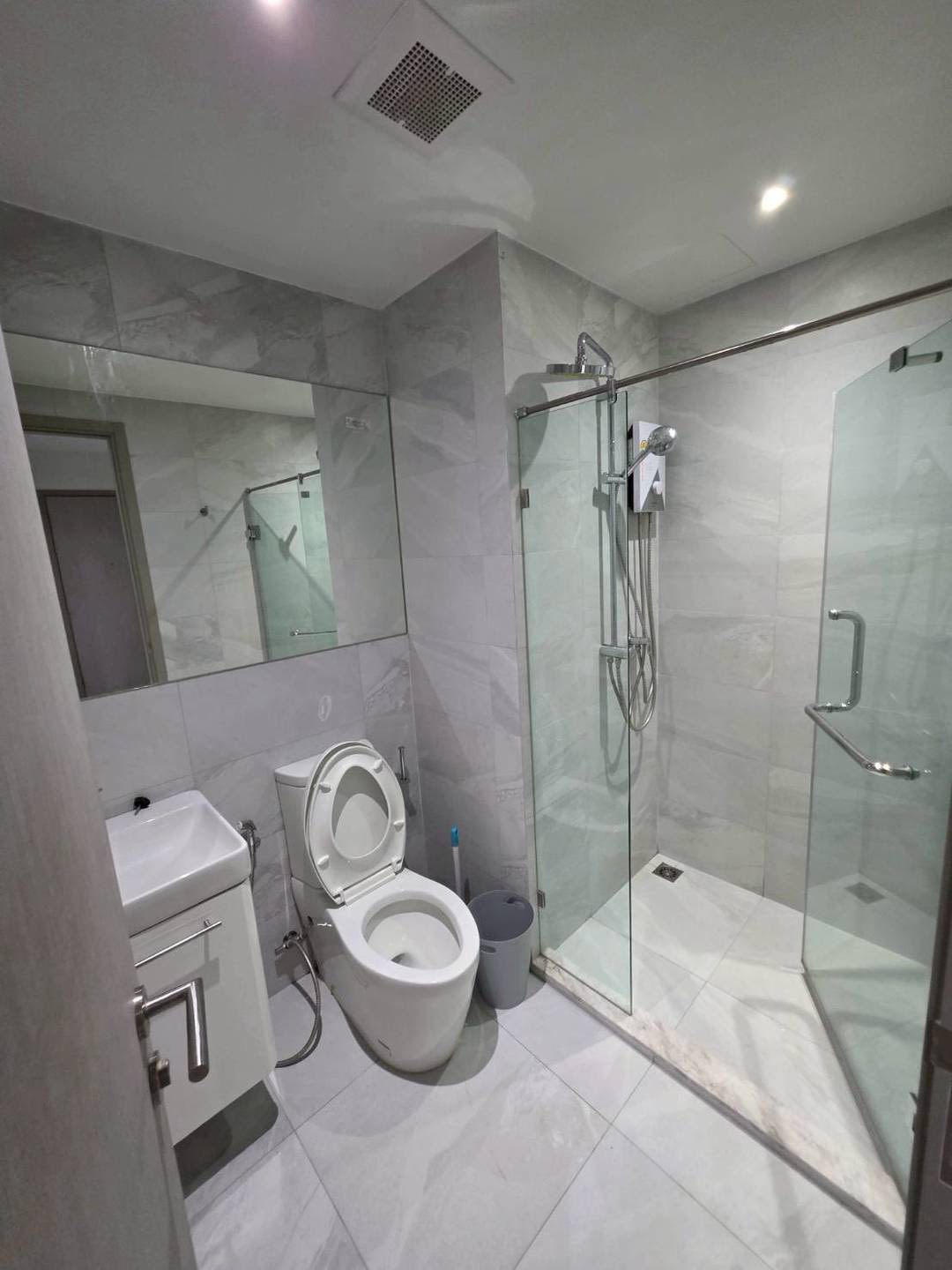 Two Bedroom Condo For Rent