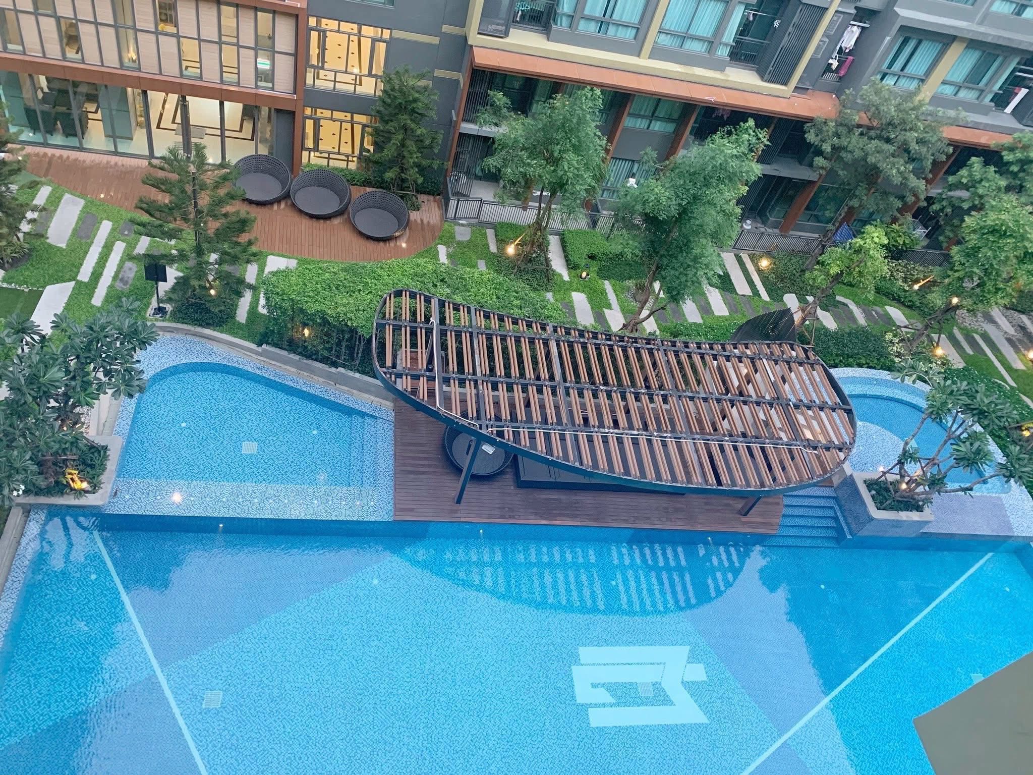 One Bedroom Condo For Rent