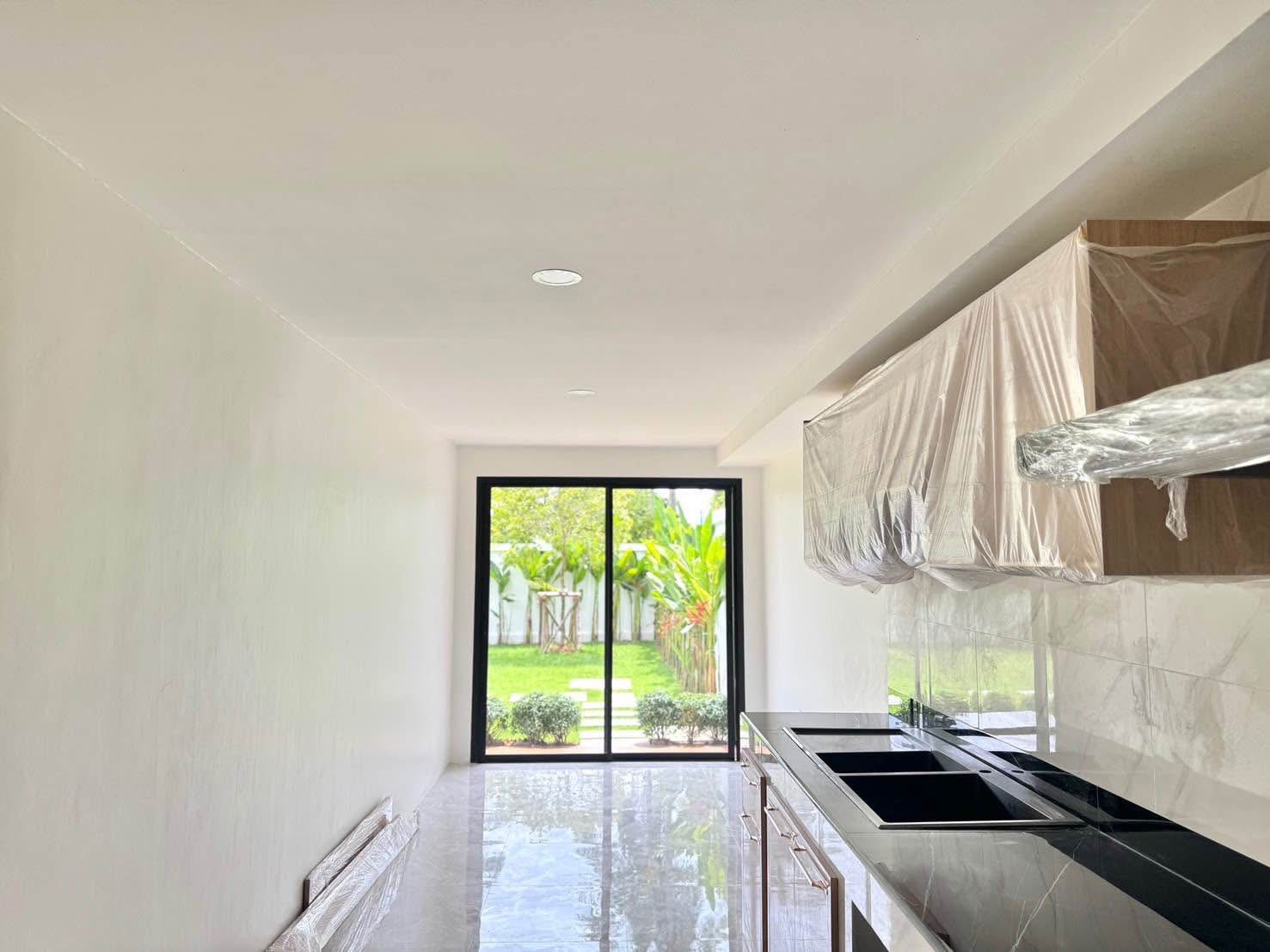 Detached House For Sale