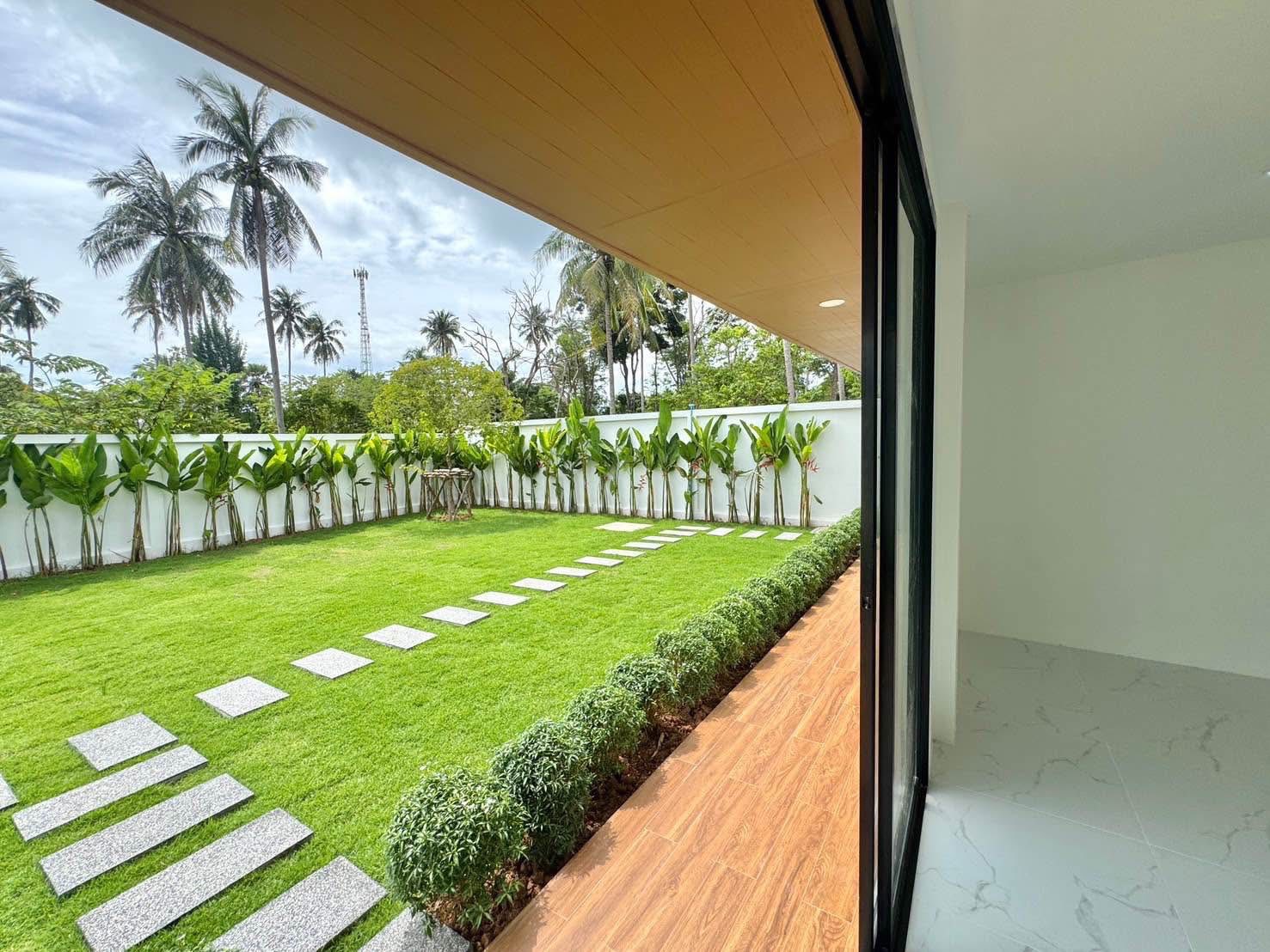 Detached House For Sale