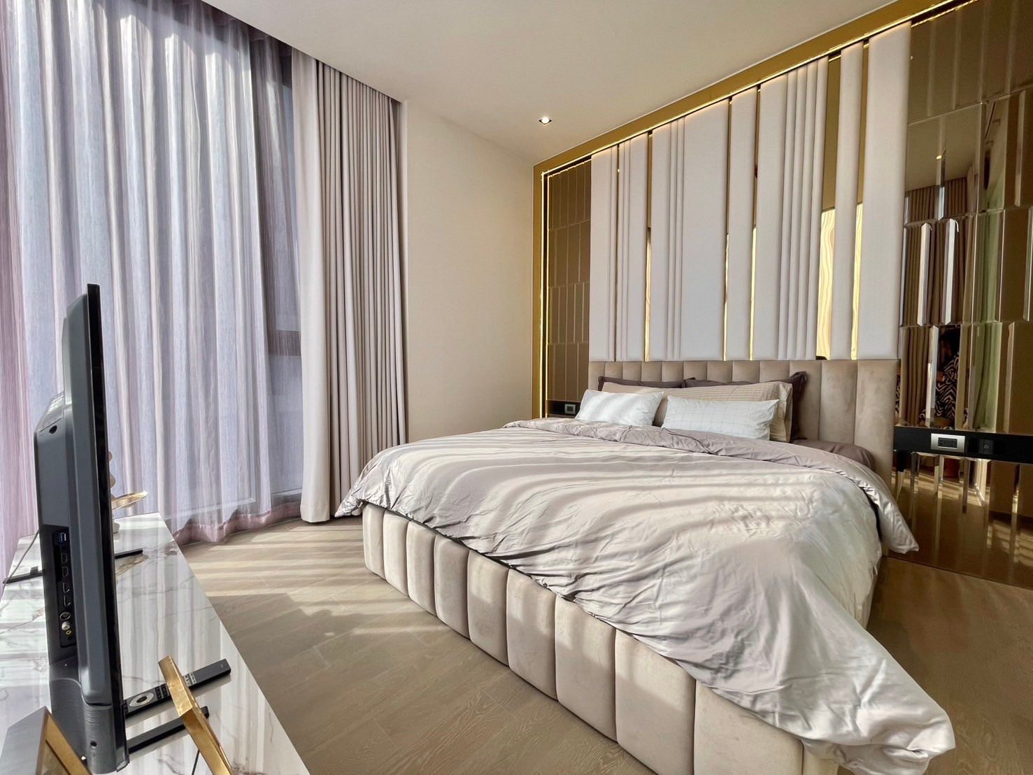 Two Bedroom Condo For Rent