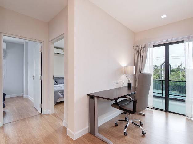 Detached House For Rent