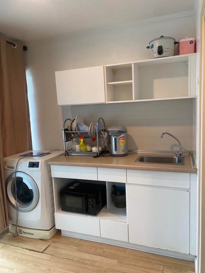 One Bedroom Condo For Rent
