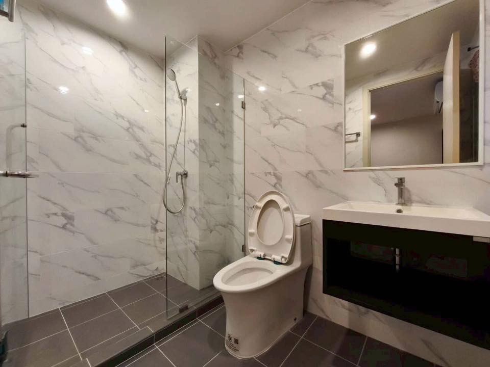 One Bedroom Condo For Rent