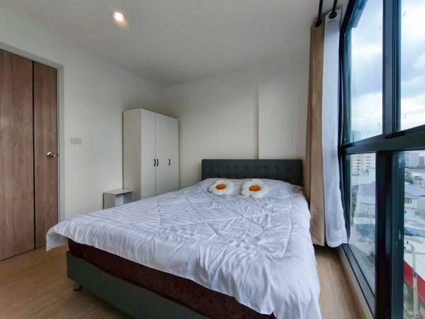 One Bedroom Condo For Rent