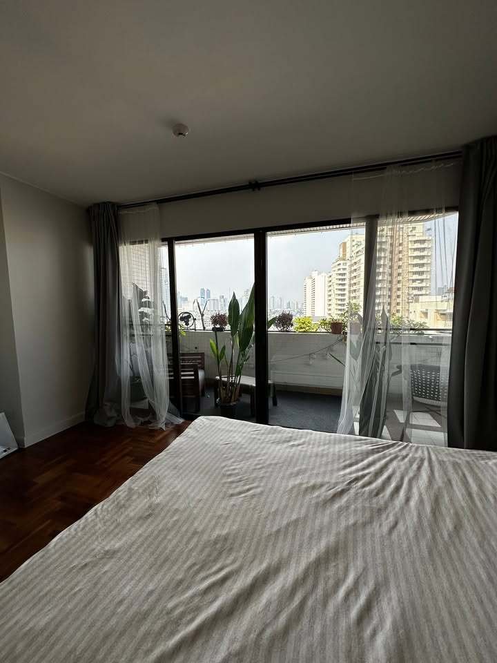 Three Bedroom Condo For Rent