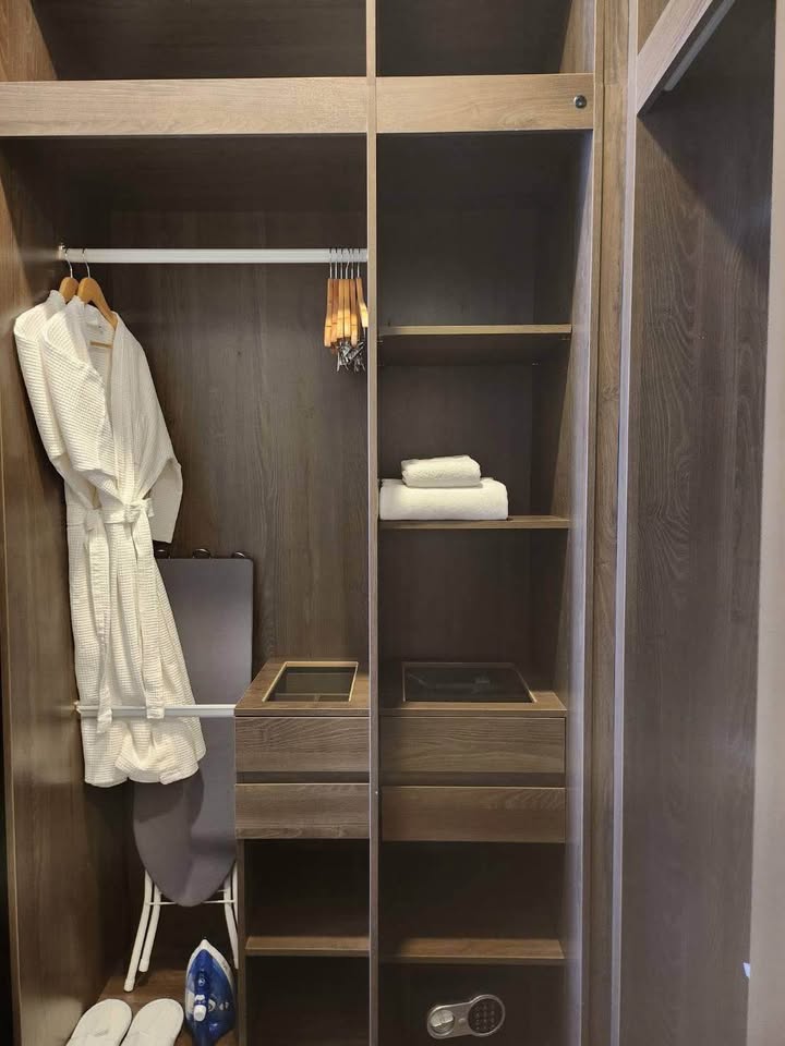 One Bedroom Condo For Rent