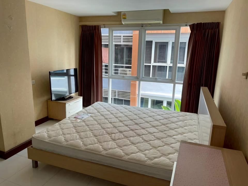 One Bedroom Condo For Rent