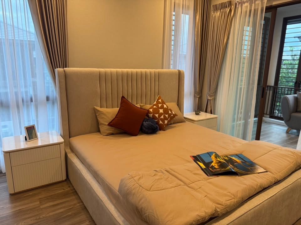 Detached House For Rent