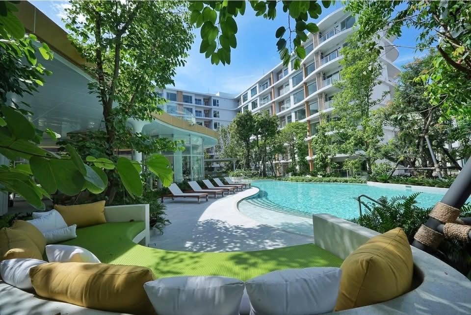 Two Bedroom Condo For Rent
