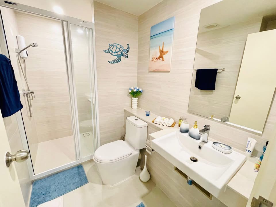 Two Bedroom Condo For Rent