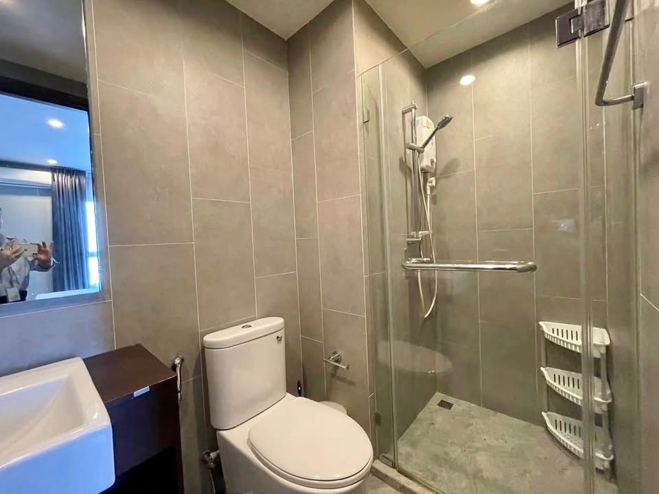 One Bedroom Condo For Rent 