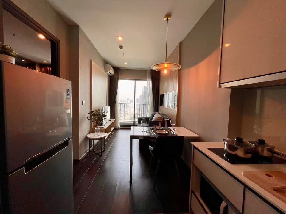 One Bedroom Condo For Rent 